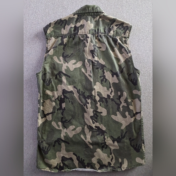 21 Men vest shirt camo print women's size small - Picture 2 of 6